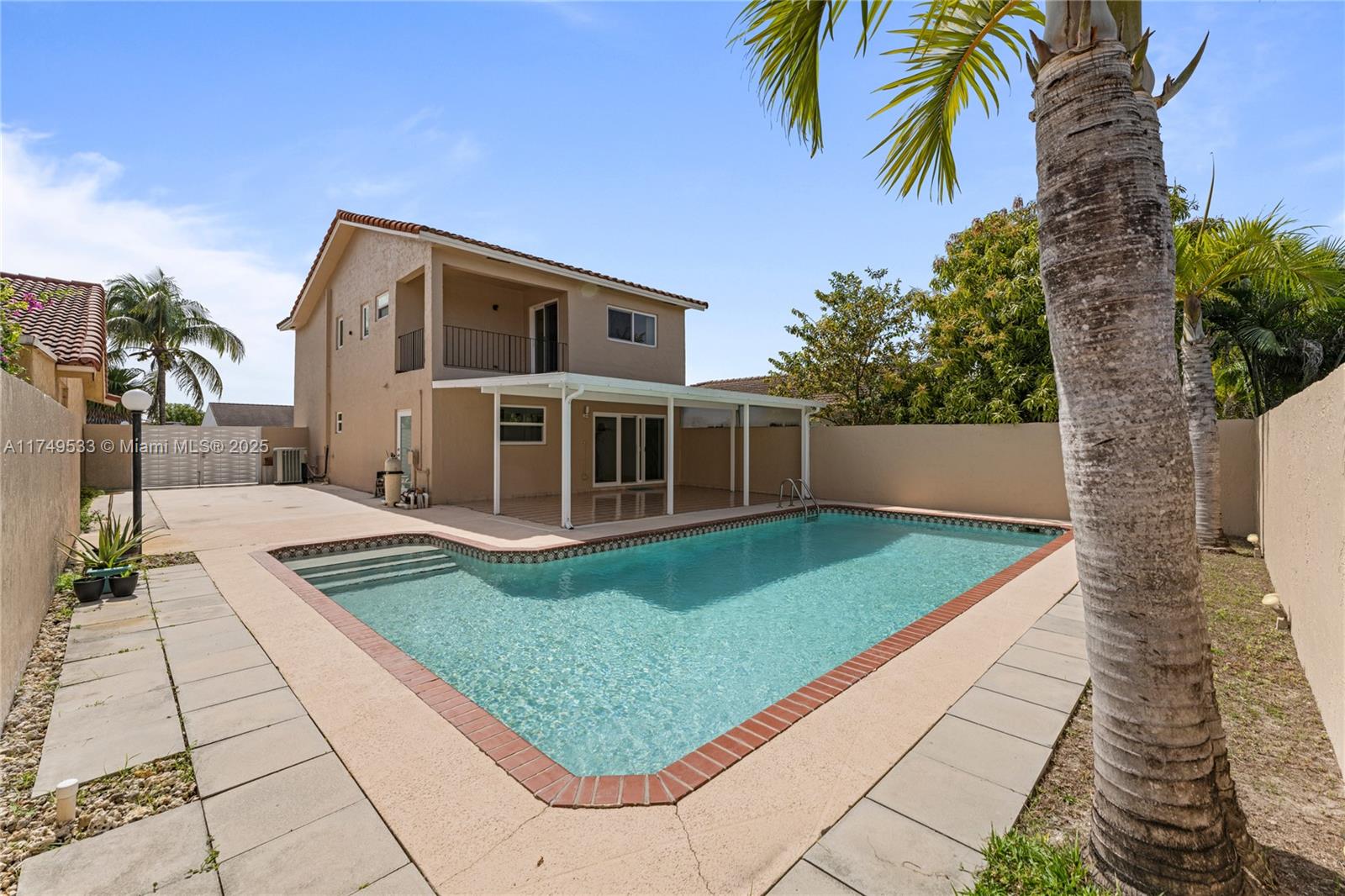 13211 SW 38th Ter