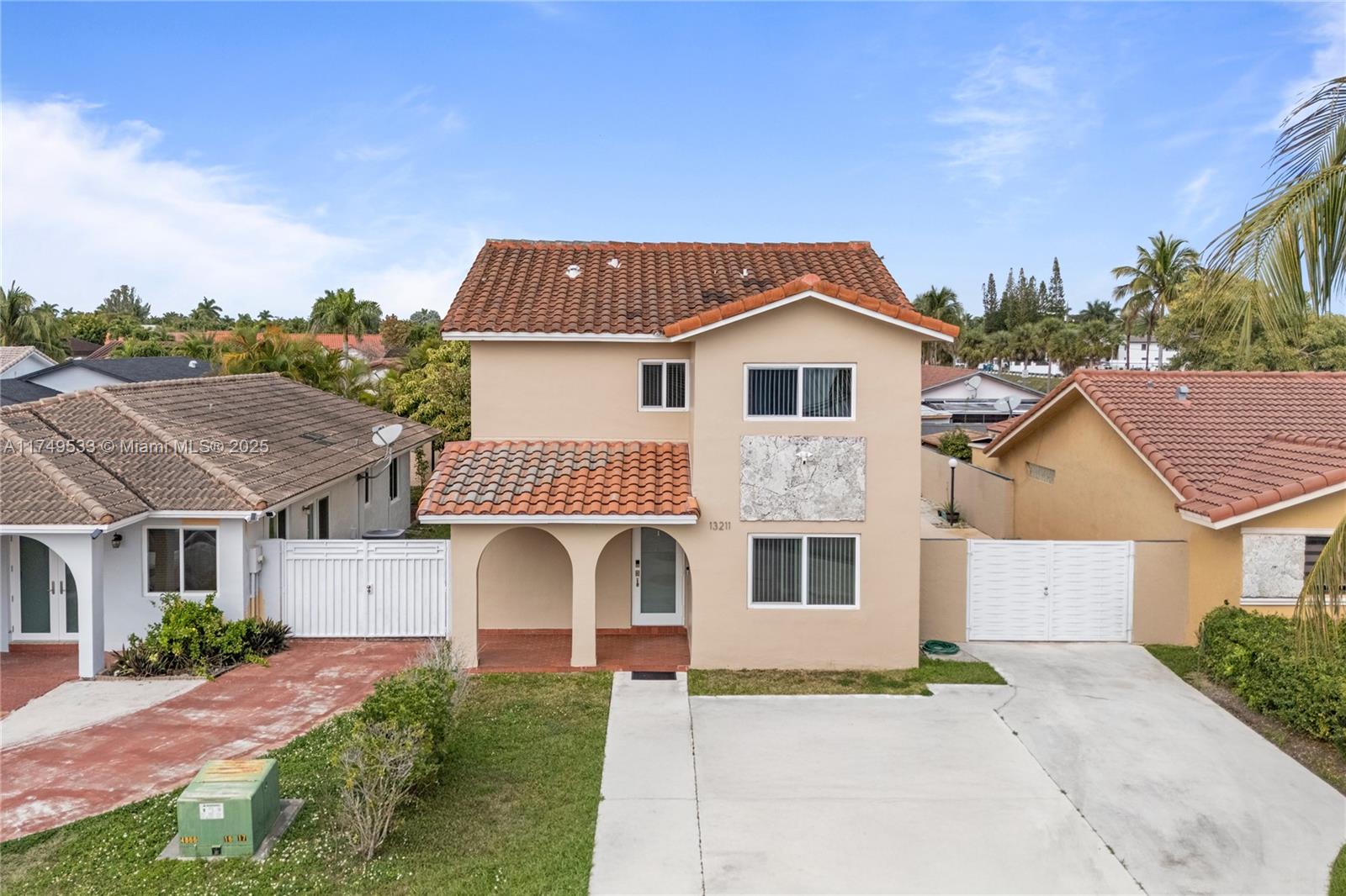 13211 SW 38th Ter