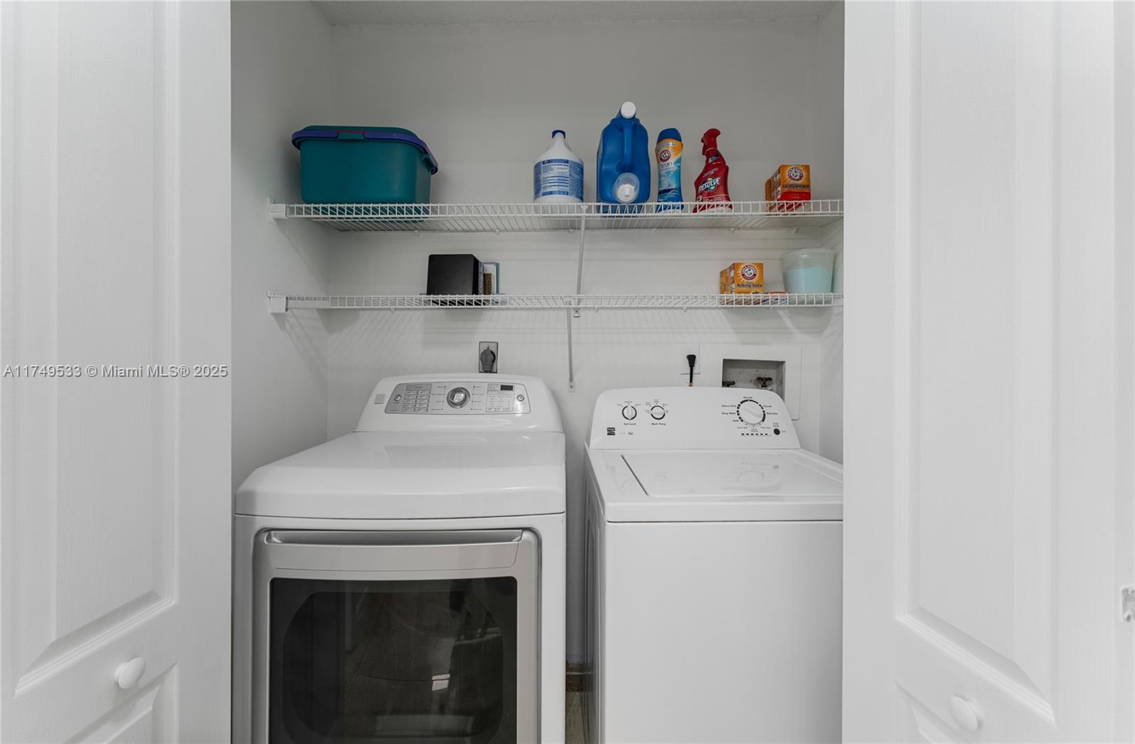 13211 SW 38th Ter
