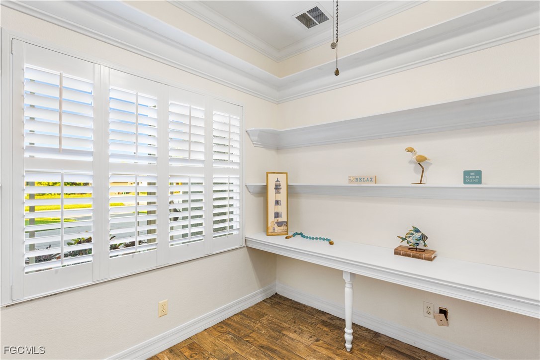 928 SW 36th TER