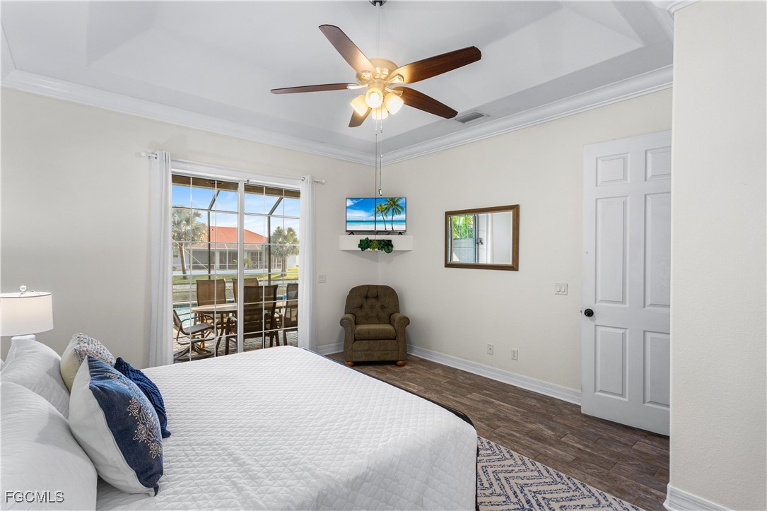 928 SW 36th TER