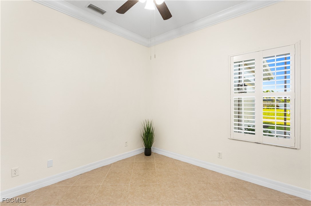 928 SW 36th TER