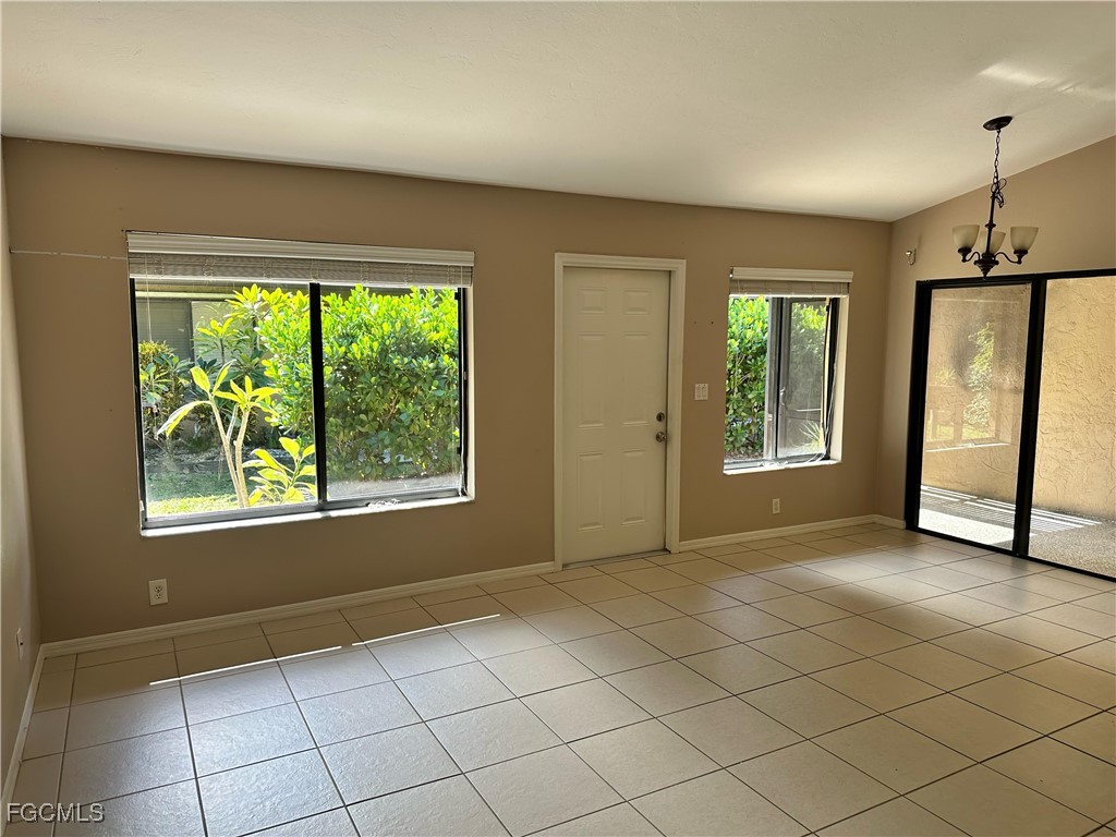 1025 SE 24th AVE 1