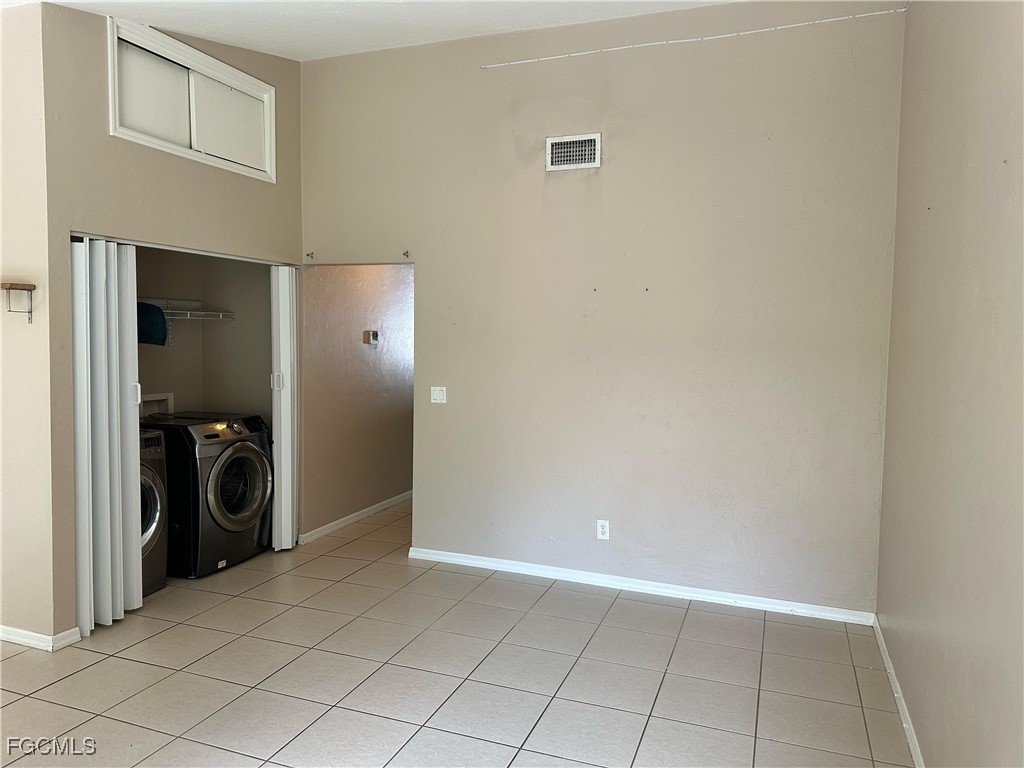 1025 SE 24th AVE 1