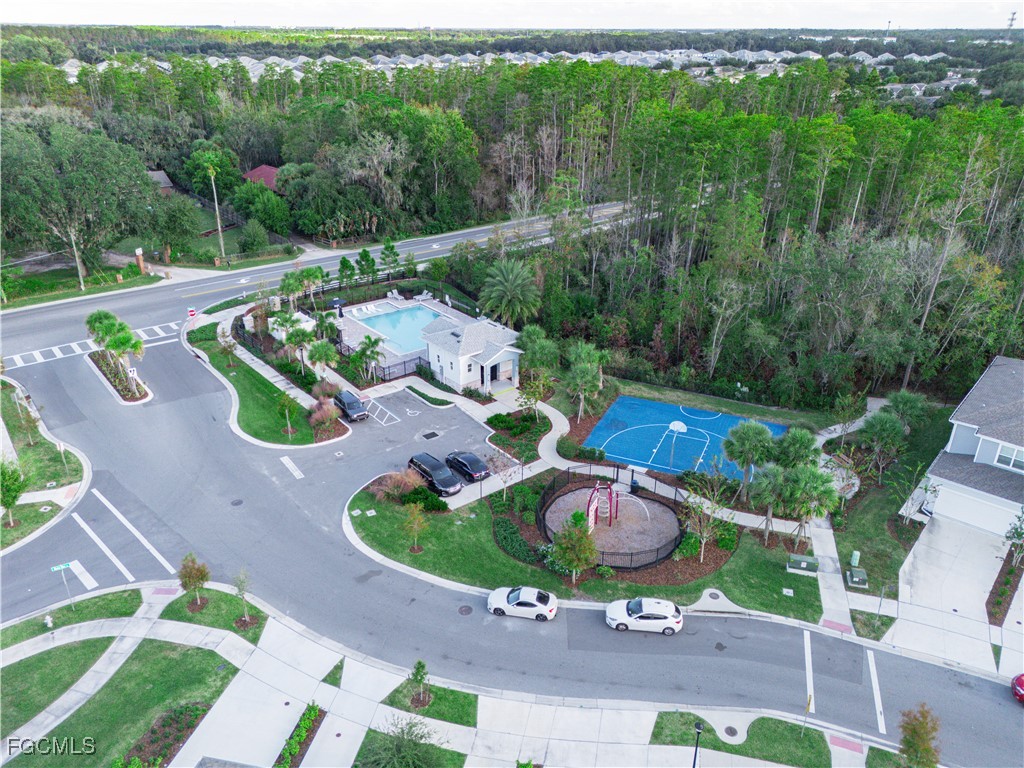 4580 Sparkling Shell AVE