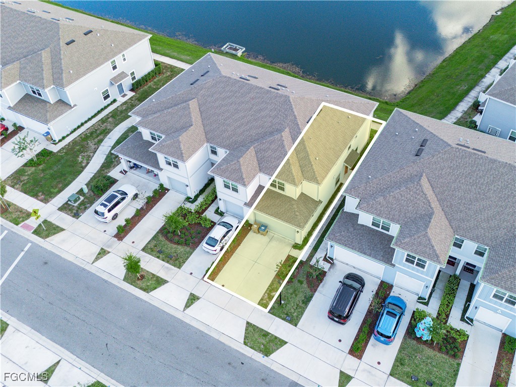 4580 Sparkling Shell AVE