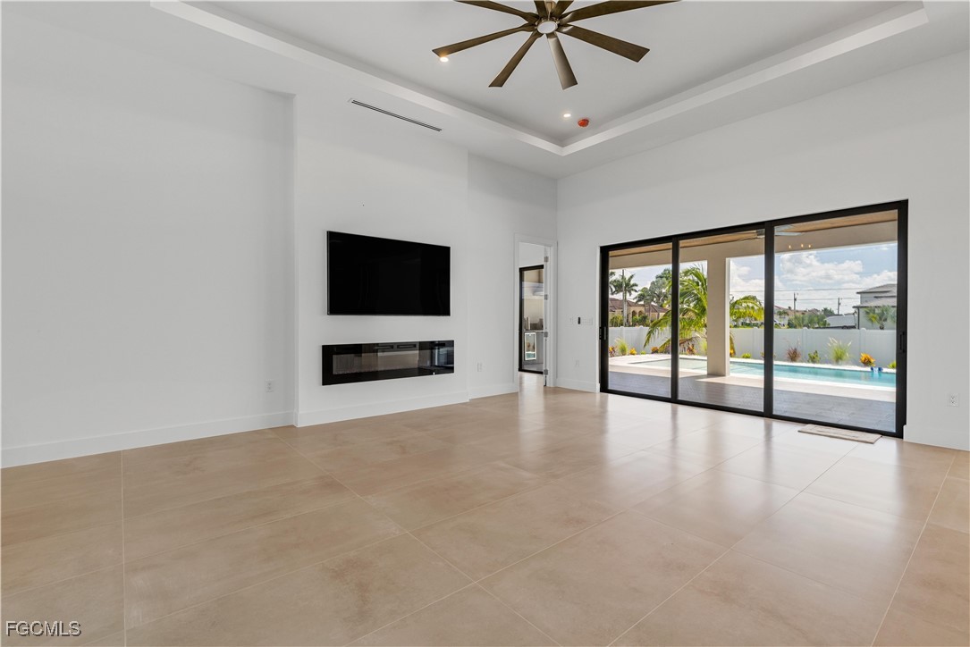 109 NW 35th PL