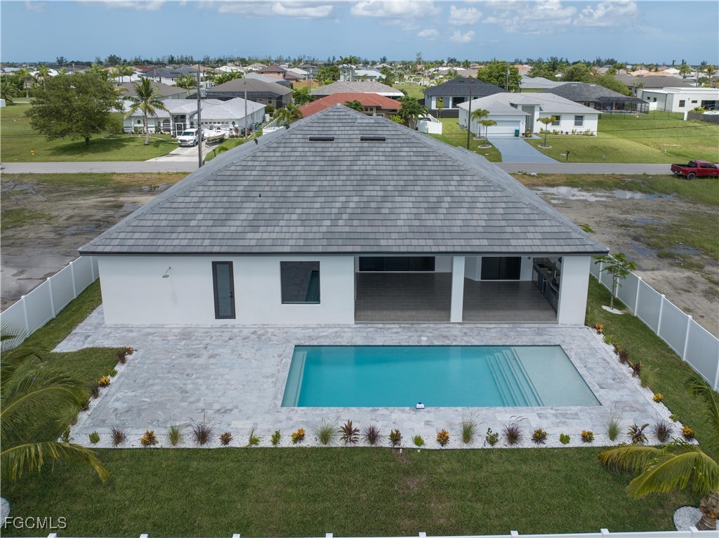 109 NW 35th PL