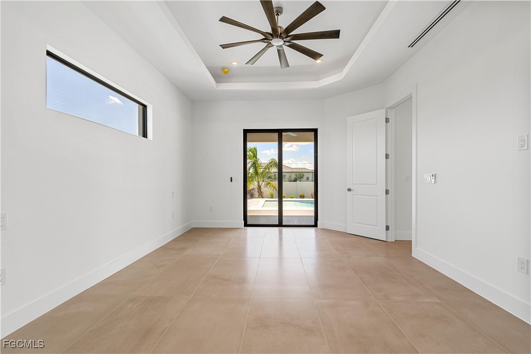 109 NW 35th PL