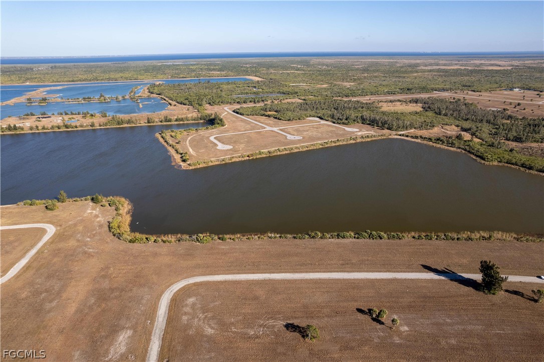 34 Macaw DR