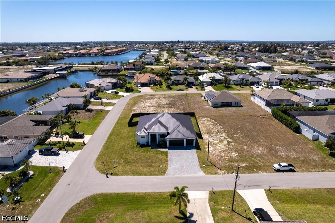 3300 NW 1st TER