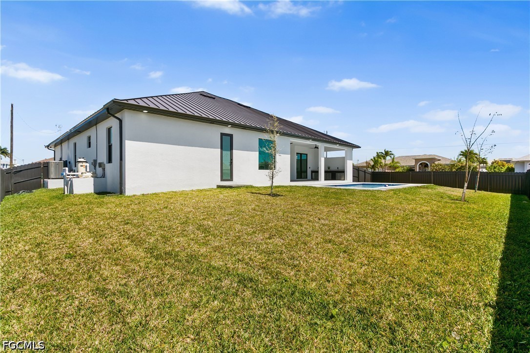 3300 NW 1st TER