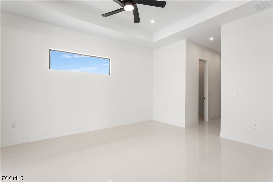 10 SW 33rd AVE