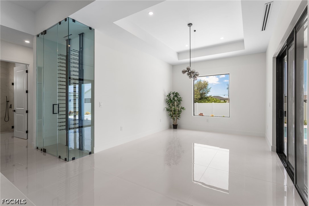 10 SW 33rd AVE