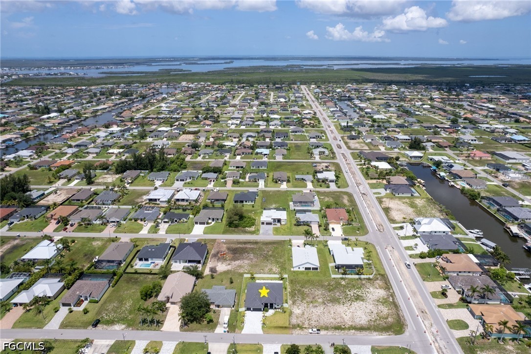 10 SW 33rd AVE