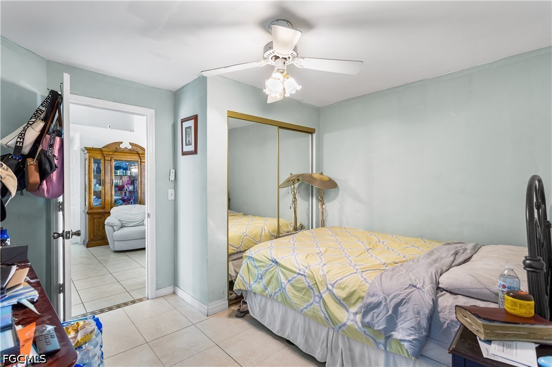 1728 NE 22nd TER