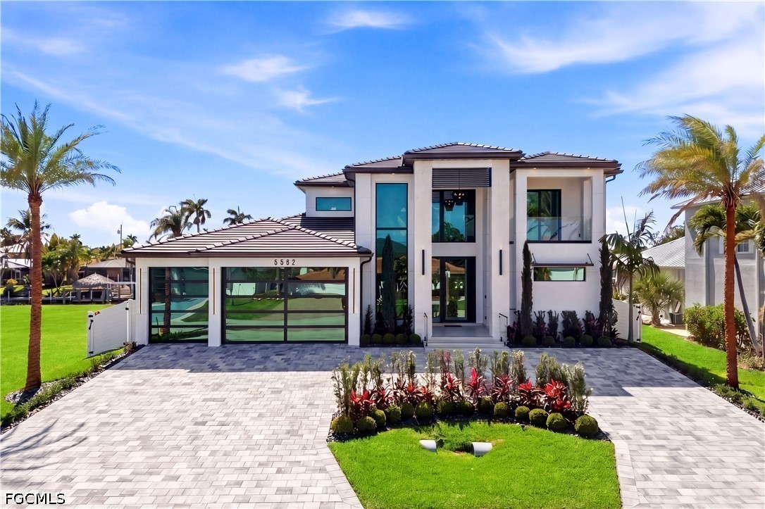 5332 Mayfair CT
