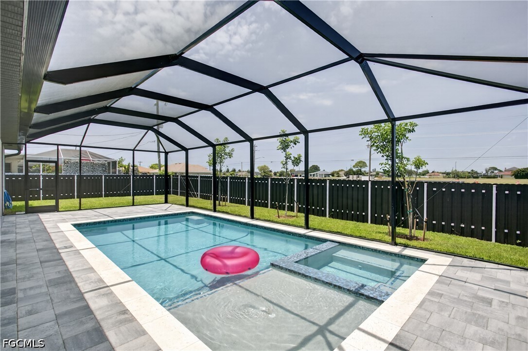 819 SW 16th TER