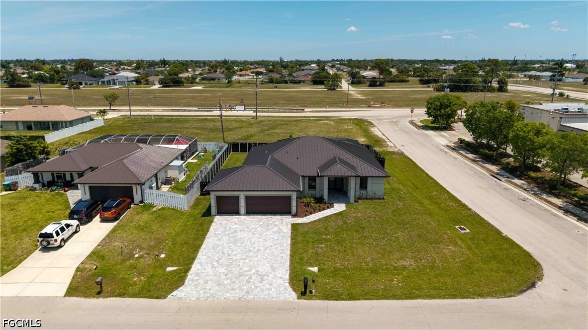 819 SW 16th TER