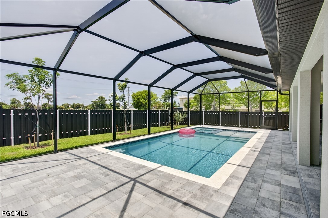 819 SW 16th TER