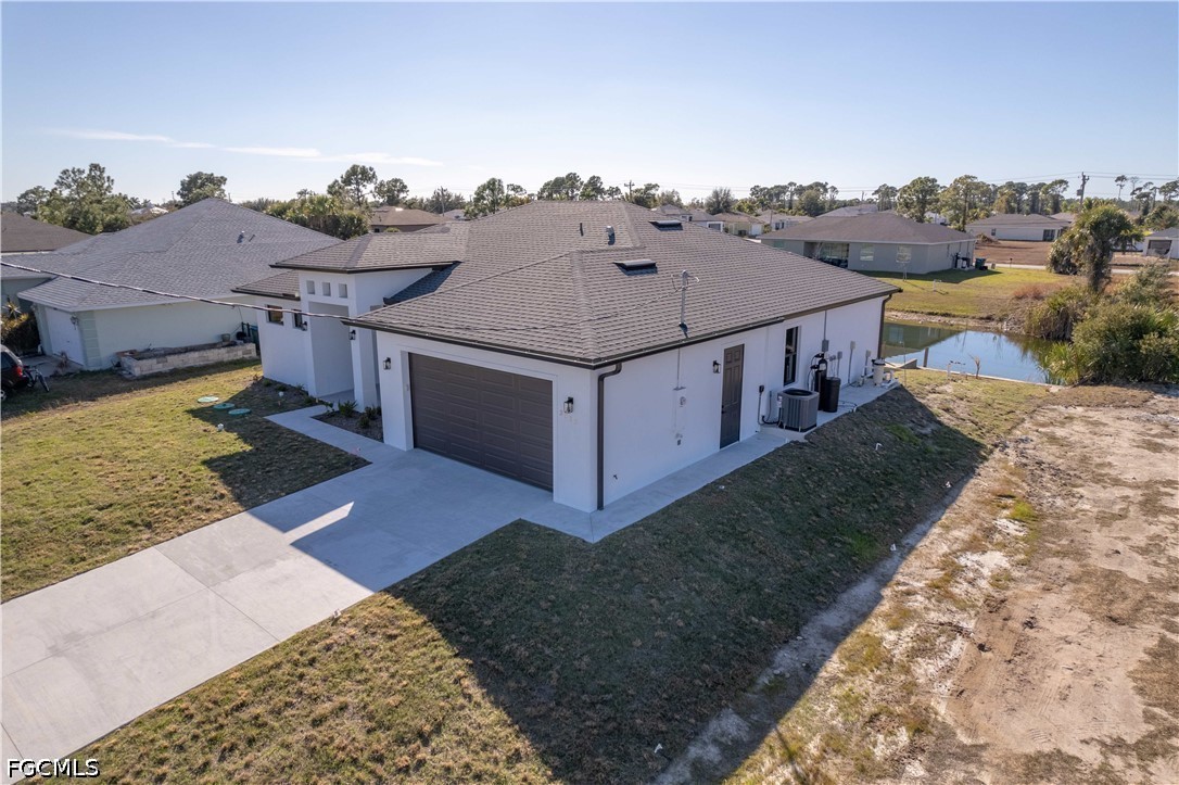 3318 NE 13th PL
