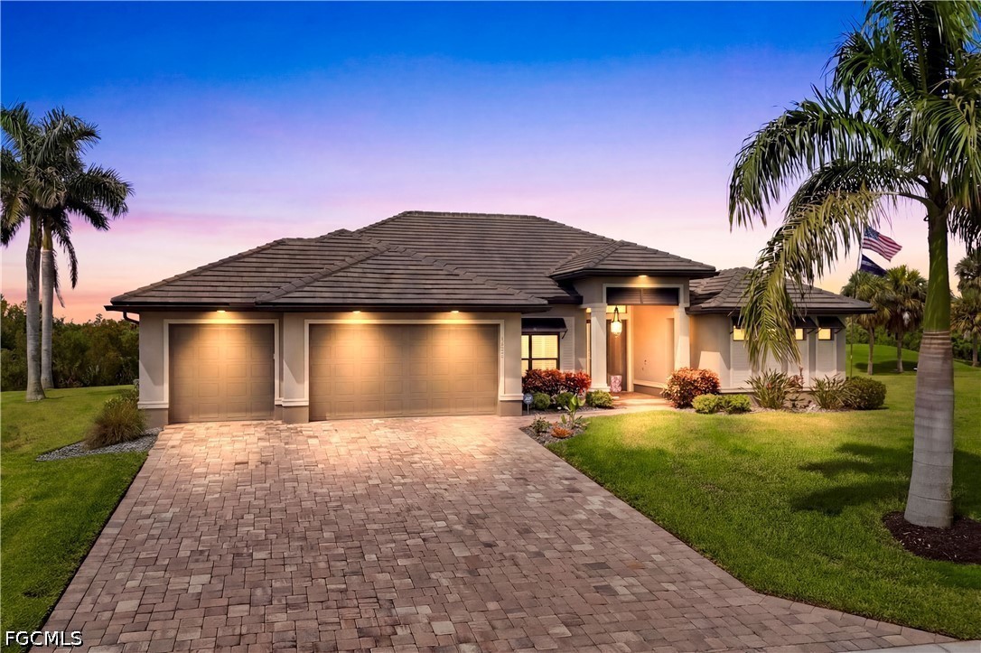 11795 Royal Tee CIR
