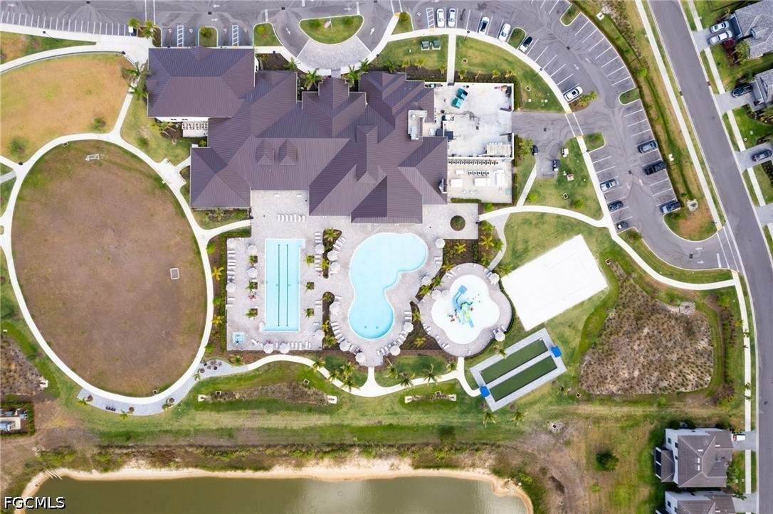 14275 Pine Lodge LN
