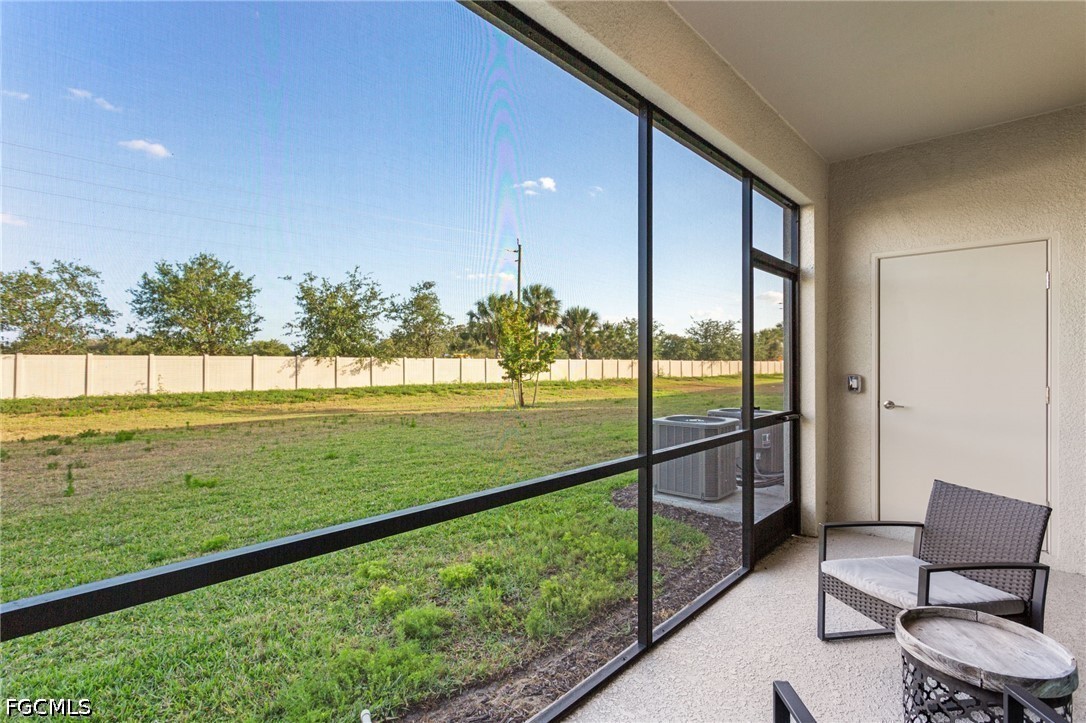 14275 Pine Lodge LN