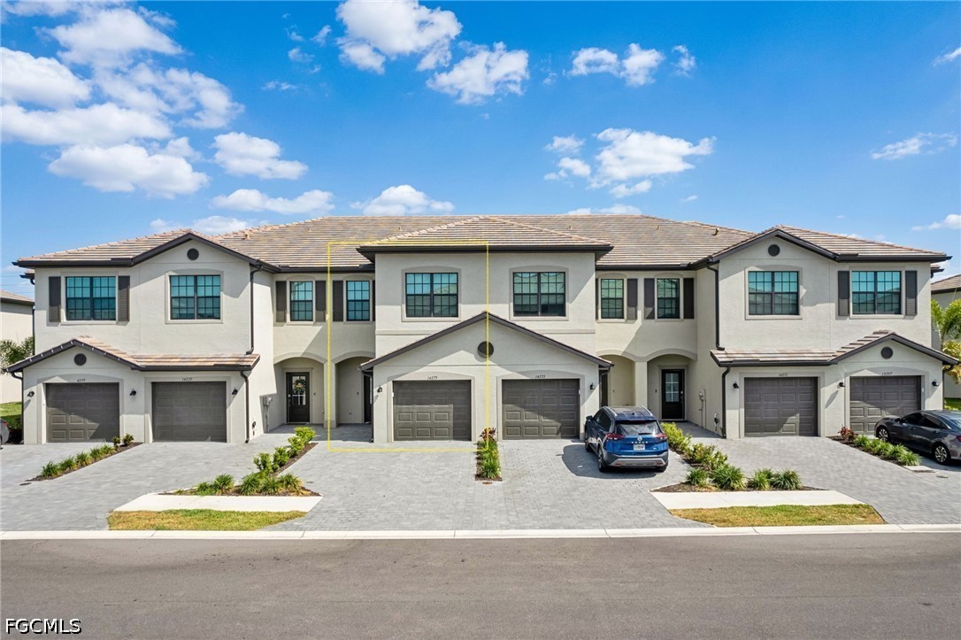 14275 Pine Lodge LN