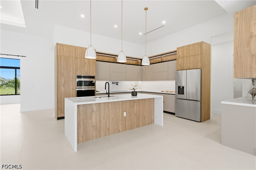 114 SW 36th PL