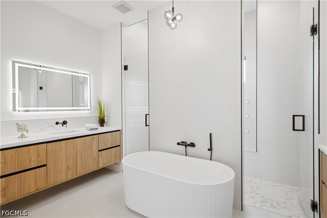114 SW 36th PL