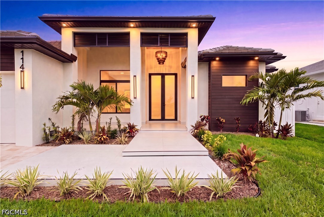 114 SW 36th PL