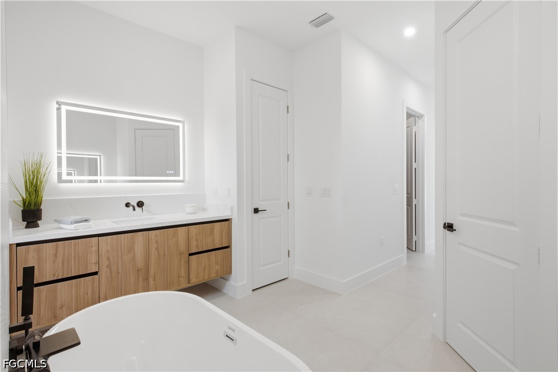 114 SW 36th PL