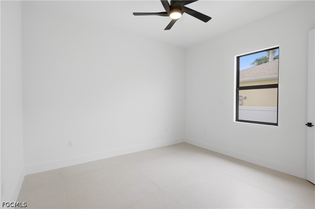 114 SW 36th PL