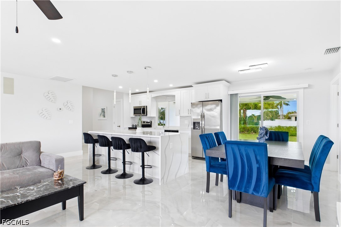 256 SE Santa Barbara Pl Cape Coral FL