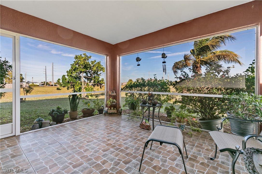 2233 NW Juanita PL