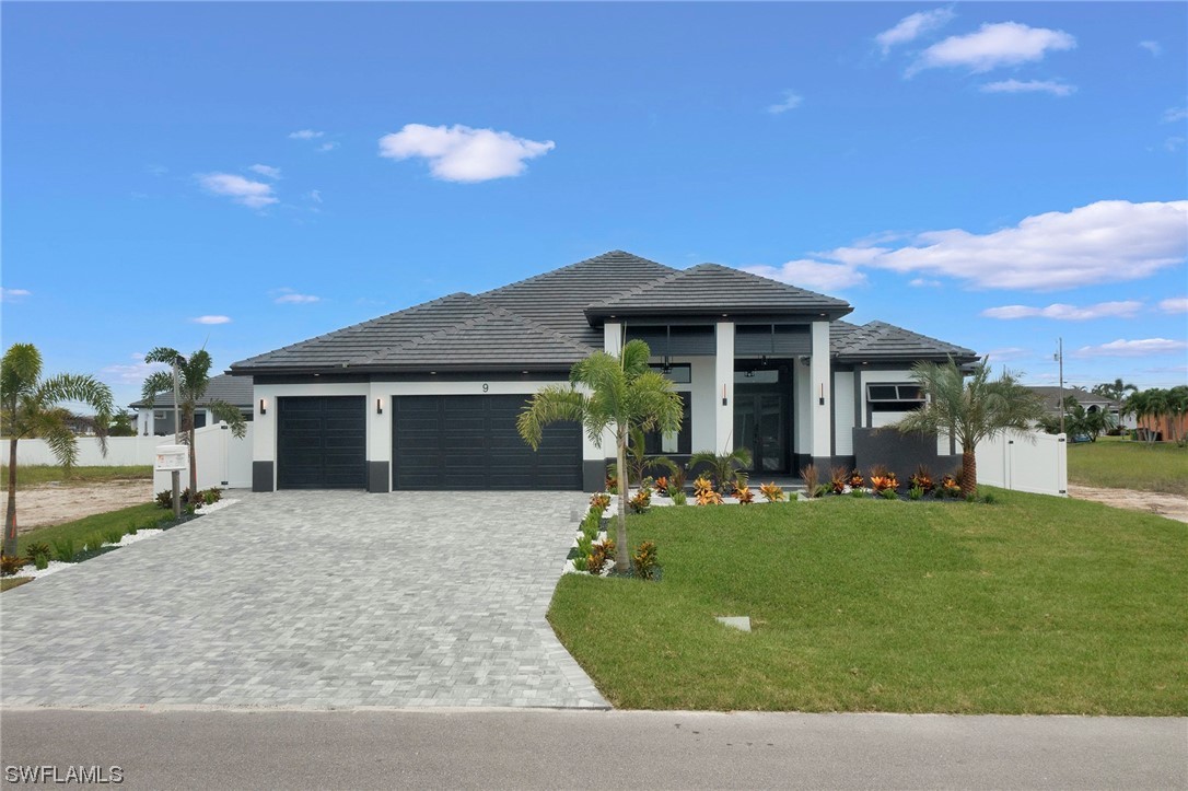 9 SW 35th PL
