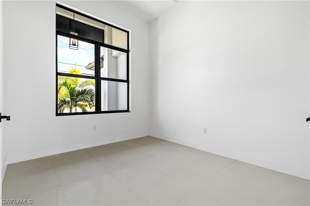 228 NW 35th AVE