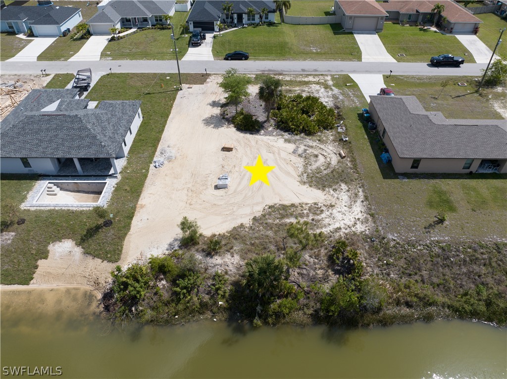18 NW 13th PL