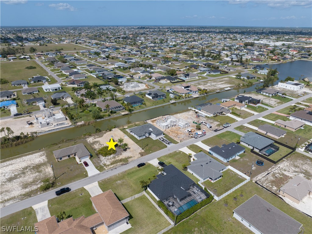 18 NW 13th PL
