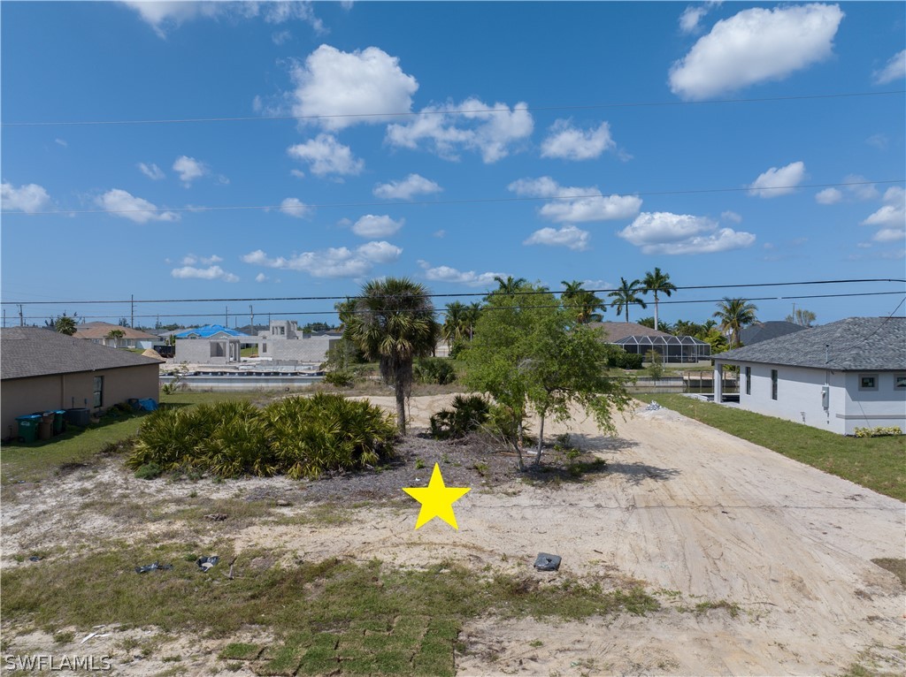 18 NW 13th PL