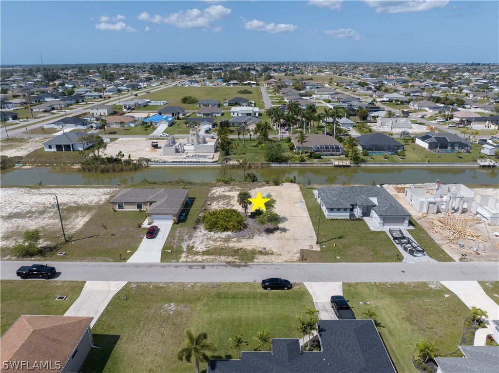 18 NW 13th PL