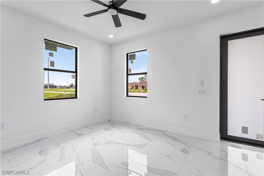 343 Kismet PKWY E