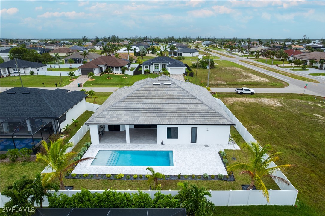 5 SW 37th AVE