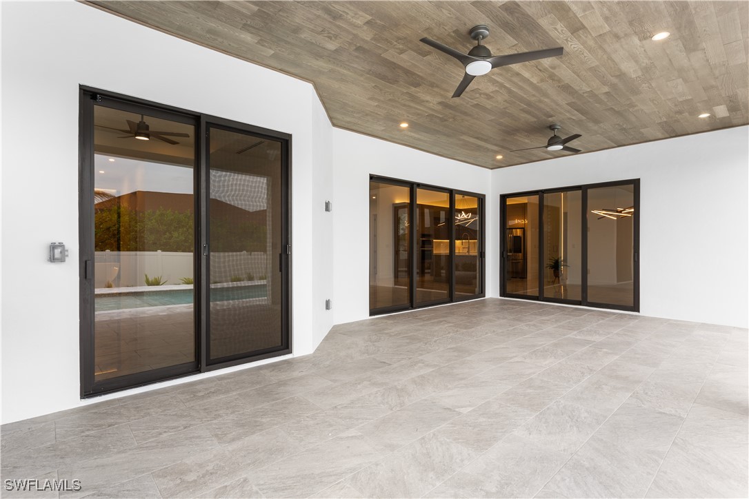 5 SW 37th AVE