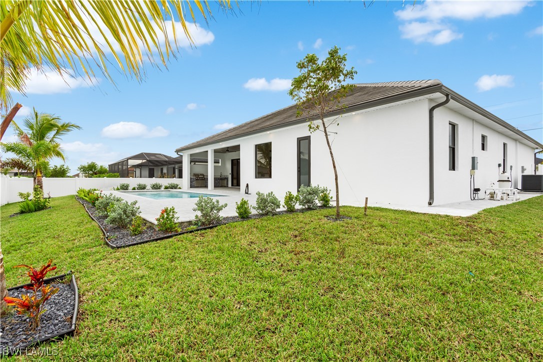 5 SW 37th AVE