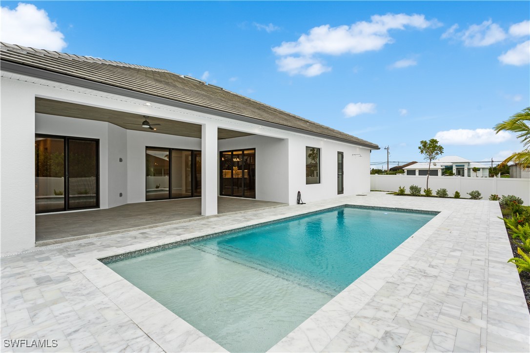 5 SW 37th AVE