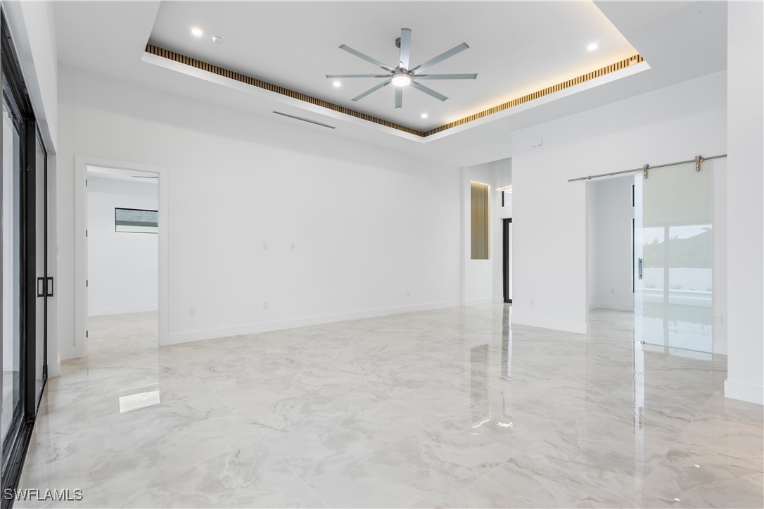5 SW 37th AVE