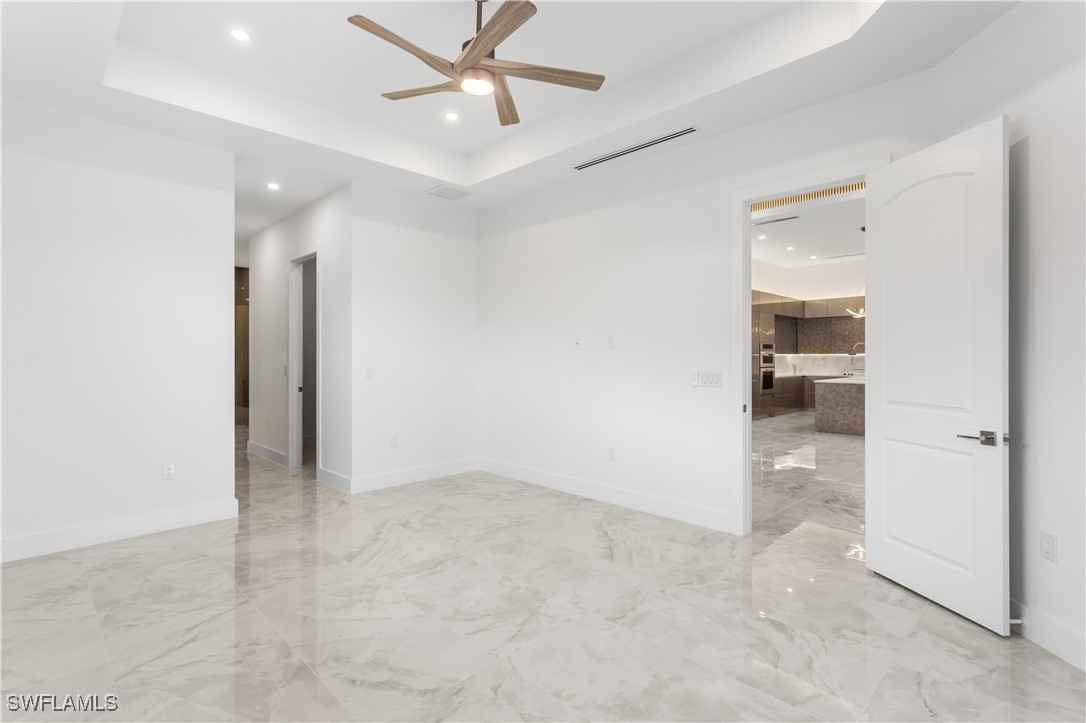 5 SW 37th AVE