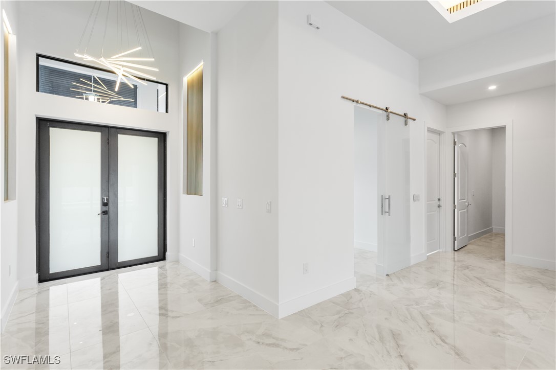 5 SW 37th AVE